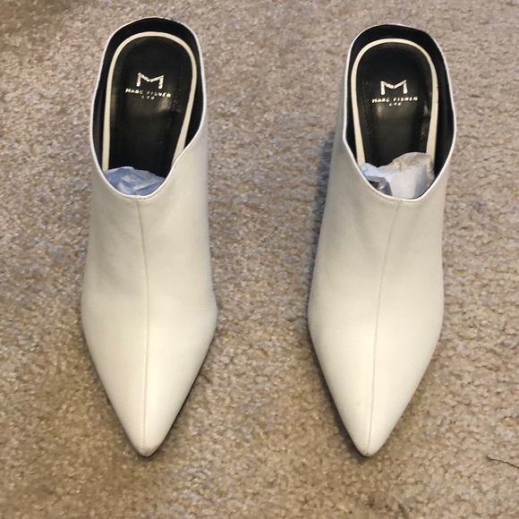 MARC FISHER - White pointed toe Mule - Picture 3 of 7